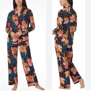 Room Service Tiger Print Colorful Bold PJs Pajamas L